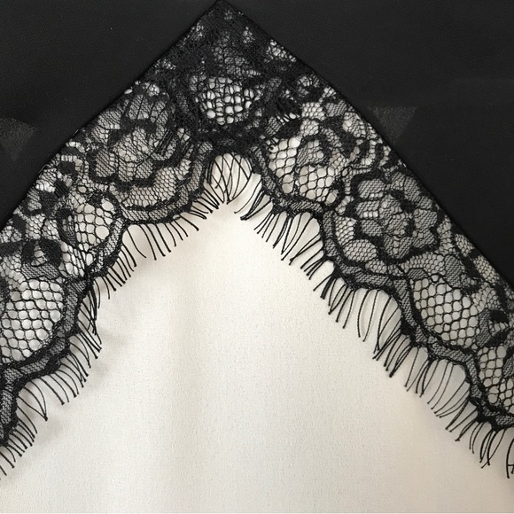 Worthington Black and White Long Sleeve V-neck Blouse with Lace Trim - Picture 3 of 5